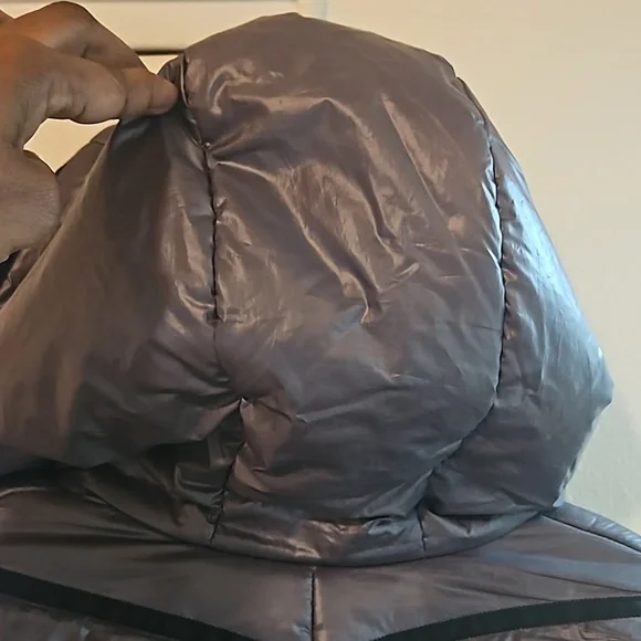 Guess bomber jacket - Picture 9 of 9